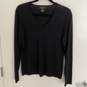 Sutton studio 100% Merino wool XL black V-neck